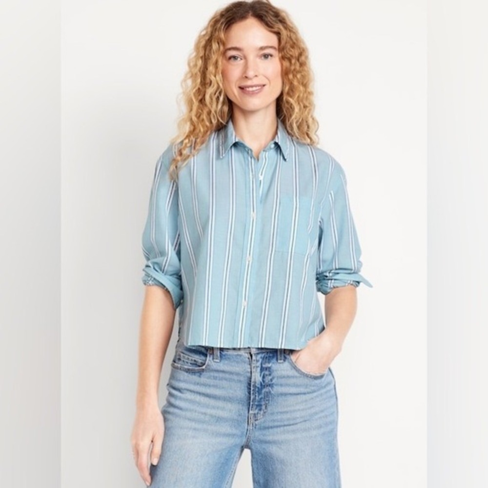 Old‎ Navy Light Blue Striped Cropped Button-down Shirt Size Large Preppy Beachy
